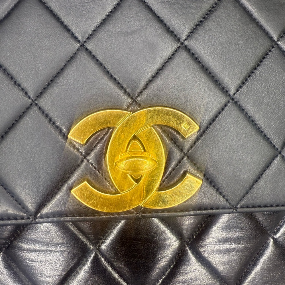 CHANEL Black Quilted Flap 24K Gold CC Logo Leather Shoulder Bag - Picture 2 of 12